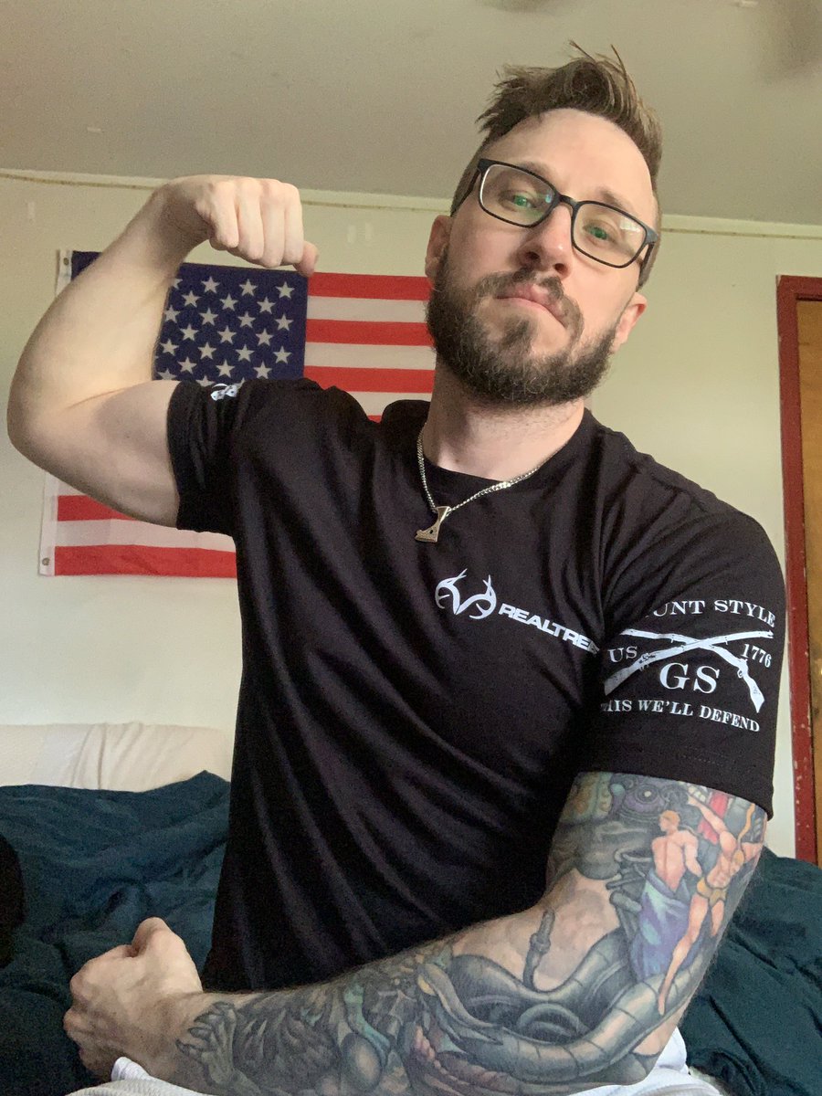 The_OdderOtter's tweet photo. Goon to patriotism https://t.co/EyPo3aqcPt