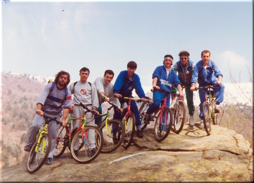 #MeLoRicordoBene, e anche con un po' di nostalgia,
il periodo di pedalate in compagnia.
📷29 aprile '90