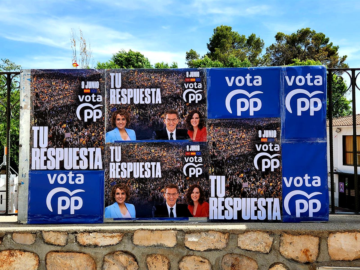 vicent1966's tweet photo. #OruscoResponde #OruscoPopular Cuando se trabaja en equipo,se gana💪#ConEl💙 En La Puerta De Alcalá @ppmadrid @IdiazAyuso @SerranoAlfonso @anamillanpp @j_asanchez @63Cones @pporusco @vipckyArg https://t.co/GtB7i9gdtz