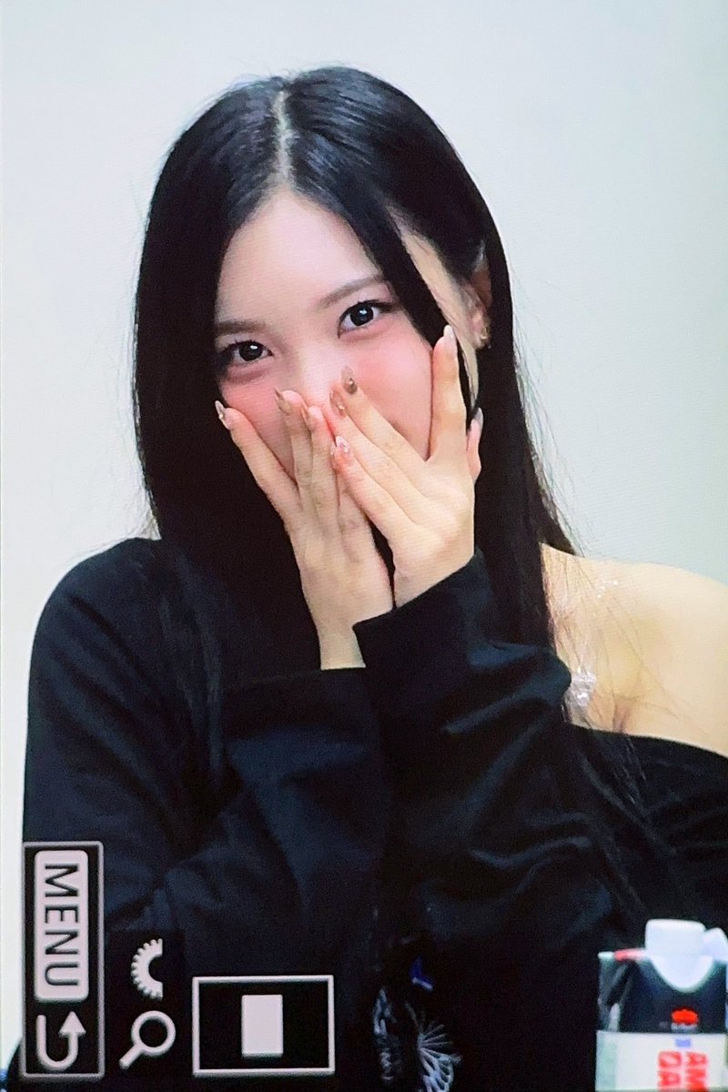 s22113O's tweet photo. 240525 프리뷰
#tripleS #트리플에스 #Sullin #설린 https://t.co/YlXvUV89ob