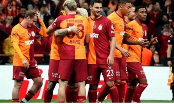 Süper Ligde iki güzel sonuç… Gaziantepspor Süper Ligde 2024 - 2025 sezonunda da devam. Galatasaray Süper Lig Şampiyonu.