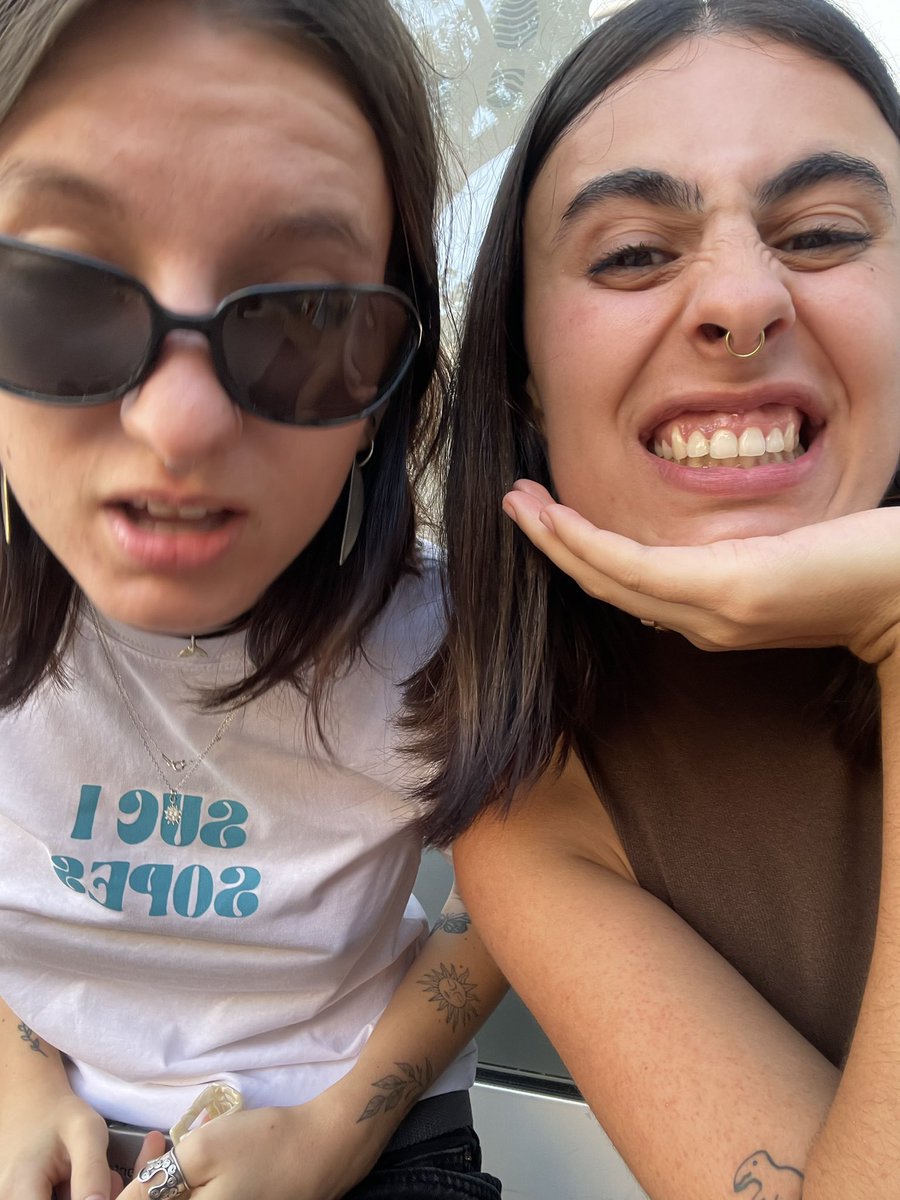 esteubonsai's tweet photo. avui concert a casaaaaaa https://t.co/ialz23z8SA