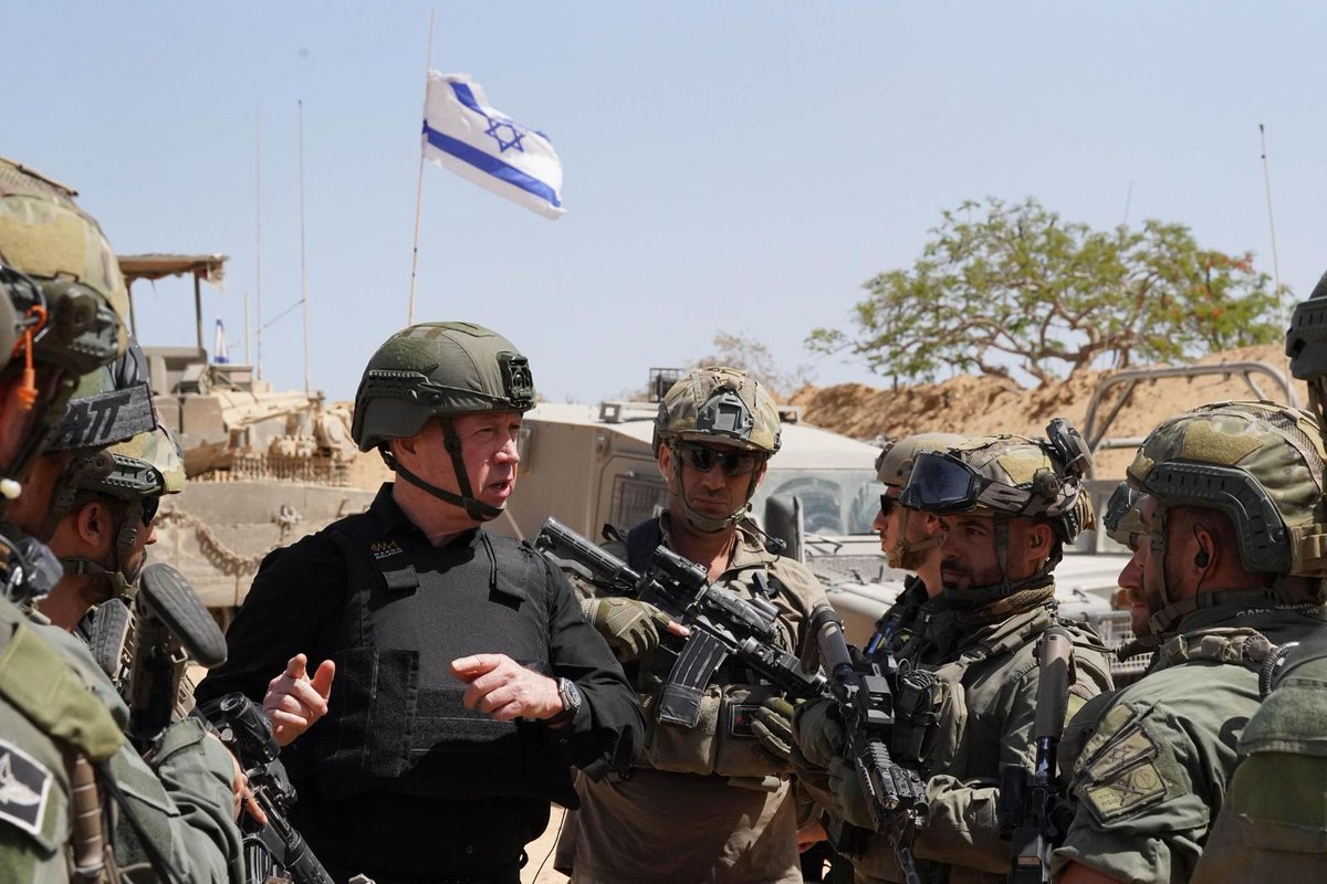 وزیر دفاع اسرائیل در دیدار با نیروهای ارتش در رفح: «ماموریت شما در این جنگ از بین بردن حماس و بازگرداندن ربوده شدگان است.»