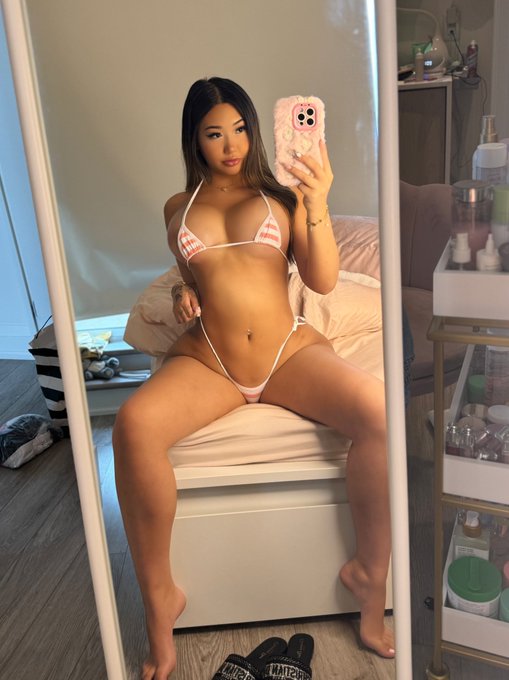 uhm hi https://t.co/okiKERgFg9