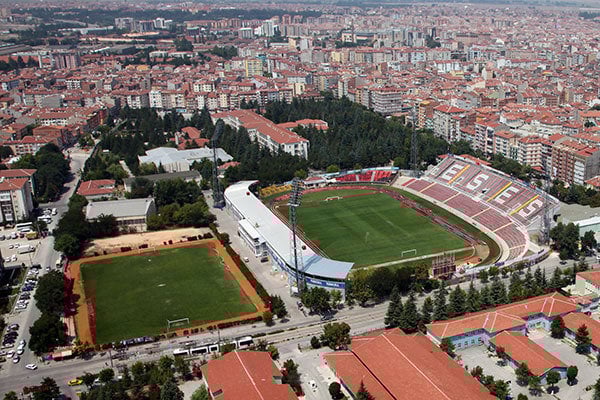 Bu şehirde sadece #Eskişehirspor
 ❗🖤❤