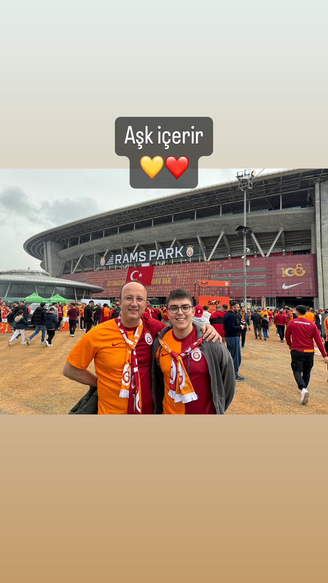 İyiki Galatasaray’lıyım💛❤️ seneye de şampiyonluk gelsin 5. Yıldızı takalım.
