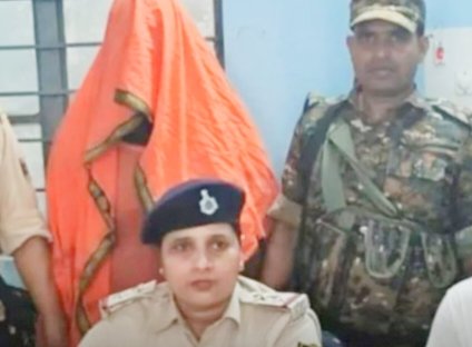 बिहार: भागलपुर में 'महंत धर्मानंद' ने पांच साल की बच्ची का किया बलात्कार, मेडिकल जांच में पाया गया कि बच्ची के गुप्तांग में गंभीर इंज्यूरी है… बिहार पुलिस ने महंत पर पास्को और बलात्कार की धारा के तहत केस दर्ज कर आरोपी 'महंत धर्मानंद' को महर्षि आश्रम से गिरफ्तार किया और पुलिस ने