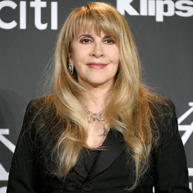 Happy 76th birthday to the legendary and beautiful Stevie Nicks.

With Fleetwood Mac and her solo career, she's sold over 140 million albums. 
#StevieNicks #FleetwoodMac