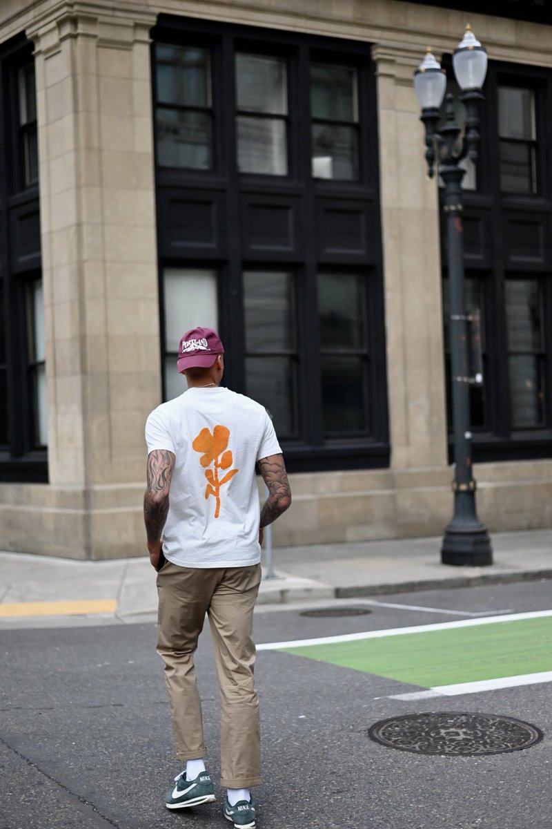 KoreyT21's tweet photo. #pdx #pdxmodel #streetstyle #streetwear #mensfashion #mensstyle #fitspo #tattoos https://t.co/iCkKuTYOXZ