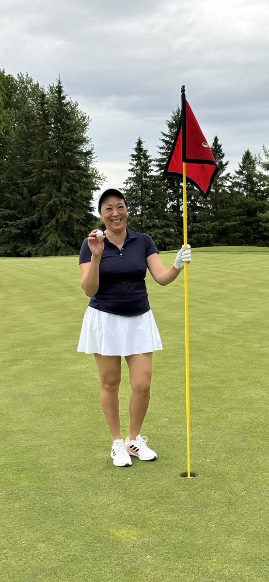 Checked off a “bucket list” item this weekend! Never thought I’d get a hole-in-one myself, but witnessing one was the dream. Big thanks to Liz Kikuchi for making it happen at @RivermeadGolf hole #10 yesterday. #HoleInOne #BucketList #GolfMagic