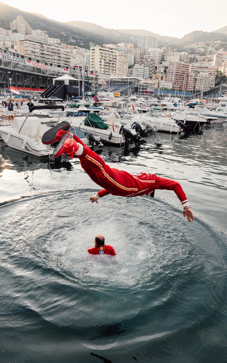 𝙏𝙧𝙖𝙙𝙞𝙩𝙞𝙤𝙣 𝙞𝙣 𝙈𝙤𝙣𝙖𝙘𝙤 🇲🇨🤿 #MonacoGP #F1 #MonacoCircuit ©️ ACM Fabre