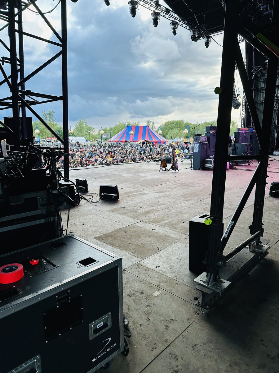 Frenchy and the Punk (@frenchynthepunk) on Twitter photo Funny thing happened today… we’re now backstage at Birmingham UK’s Bearded Theory Festival and Scott will be joining <a href="/dinosaurjr/">Dinosaur Jr</a> for a Deep Wound tune! Funny thing happened today… we’re now backstage at Birmingham UK’s Bearded Theory Festival and Scott will be joining <a href="/dinosaurjr/">Dinosaur Jr</a> for a Deep Wound tune!