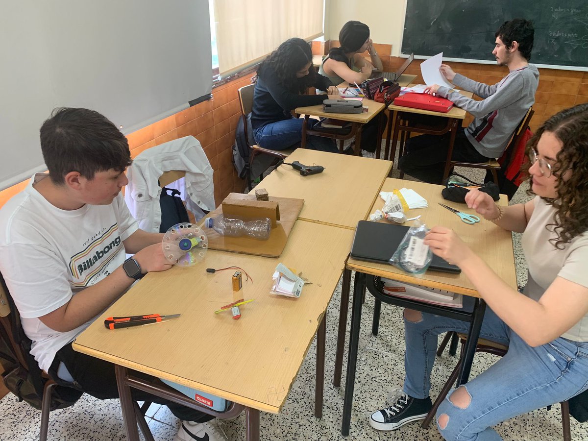 Col_Maria Rosa Molas tweet media