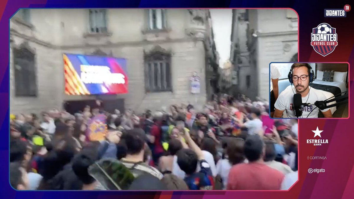 📺 DIRECTO @JijantesFC 👋🏻 Saludamos a @lluis7bou para que nos cuente cómo ha ido el recibimiento a las campeonas de Europa en la Plaça Sant Jaume 🔥 🔗 twitch.tv/gerardromero