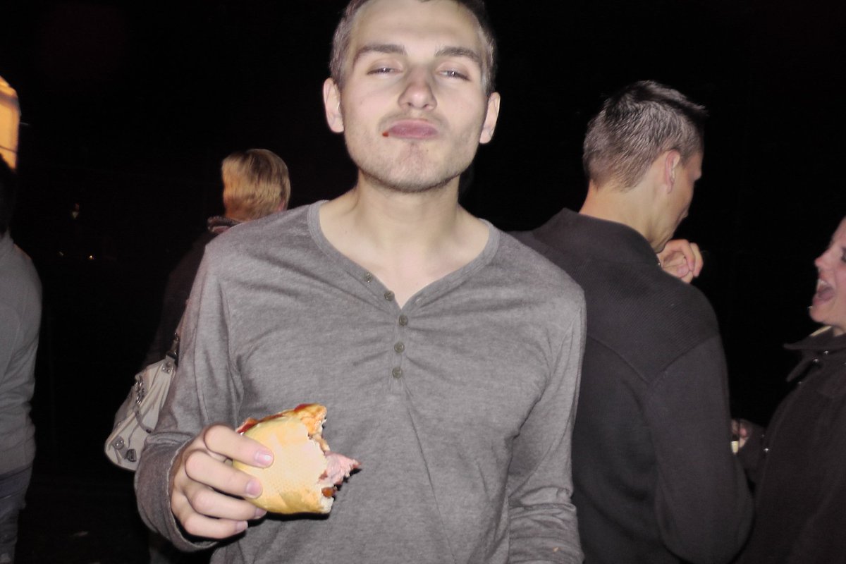 remodemo tweet media