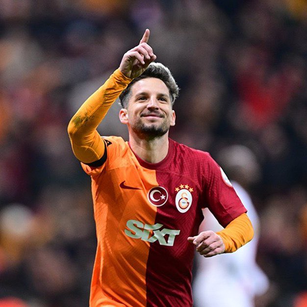 HamcKadir's tweet photo. 🏆✅ 2023/2024 biz buradan devam ;
*Kaleci gibi kaleci (Fernando Muslera)
*6 numara (Lucas Torreira)
*Kanat 10+ gol asist (Kerem Aktürkoğlu)
*10 numara 10+ gol asist (Dries Mertens)
*Forvet 20+ gol (Mauro Icardi)
#Galatasaray #Şampiyon #Bug #iskelet https://t.co/Jzl68TB3lD