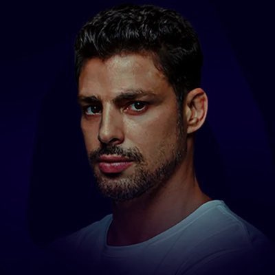 NOTICIASRVS's tweet photo. 🚨EXCLUSIVO!
De acordo com informações recebidas na DM, o reality Big Fire (@realitybigfire) estará voltando em breve após quase um ano afastado da bolha. 
A data prevista pra estreia seria em meados de junho, competindo diretamente com o Hoc 18! O que acharam?✍️🤭 https://t.co/gTaQYy3mM0