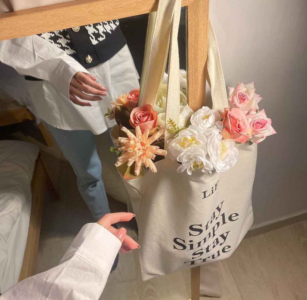 مَهما كترت الإختيارات مُش هَختار غير إللّي إختارني