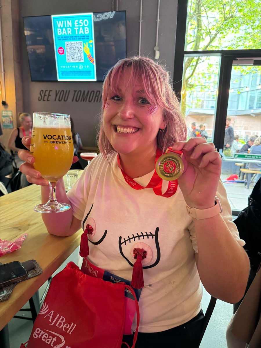 A really bad 10 yr anniversary. My beautiful, brave and always POSITIVE daughter @kirstyabram was diagnosed with breast cancer at just 32. Today, despite just getting over a really bad chest infection she ran the Manchester 10k . So proud! @sv1 @alex_tilbury