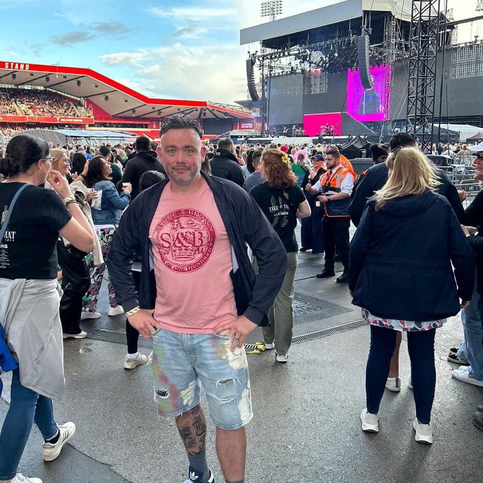 Being represented. Think we need to get a new Coin in work. *Thank you for the photograph @DannyHarkinJnr and enjoy the Concert. #nffc #cityground #takethat #sunday