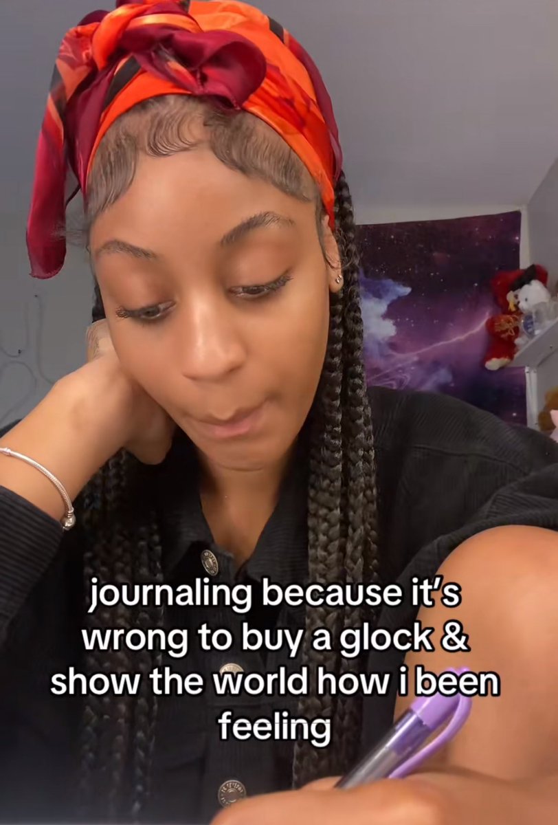 bandeauxbae_'s tweet image. never felt so seen in my life.