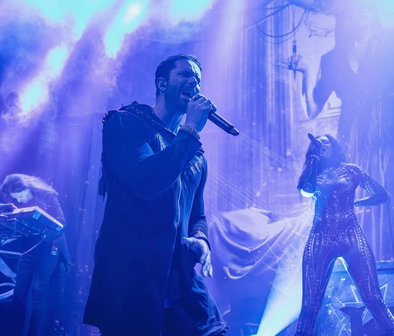 Last Monday, @KamelotOfficial came to @RoxianTheatre - QRO photo gallery: qromag.com/concert_galler…