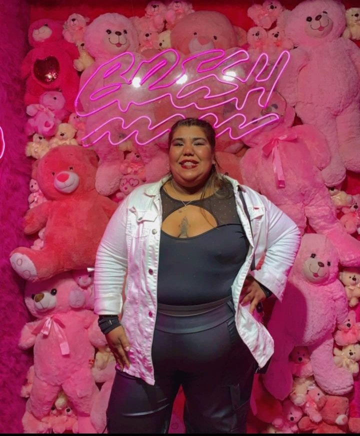 El viernes Mario y Verón la tubieron que ayudar a subir a la balanza, porque estaba leseonada... ahhh pero el finde fue a la #Bresh 

#CuestionDePeso