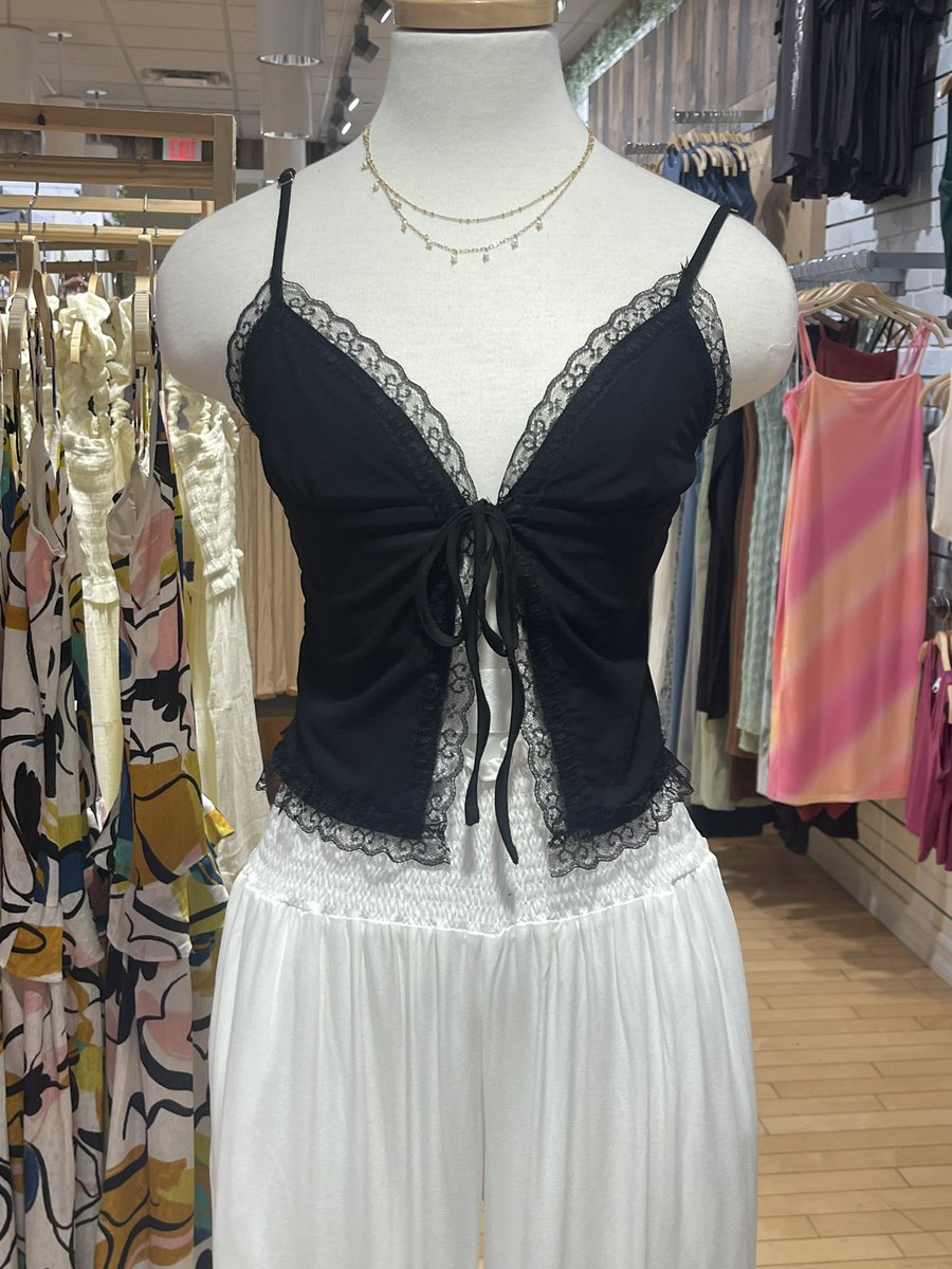 kwiirei's tweet image. didnt know what to dtyle this with #didntbuy