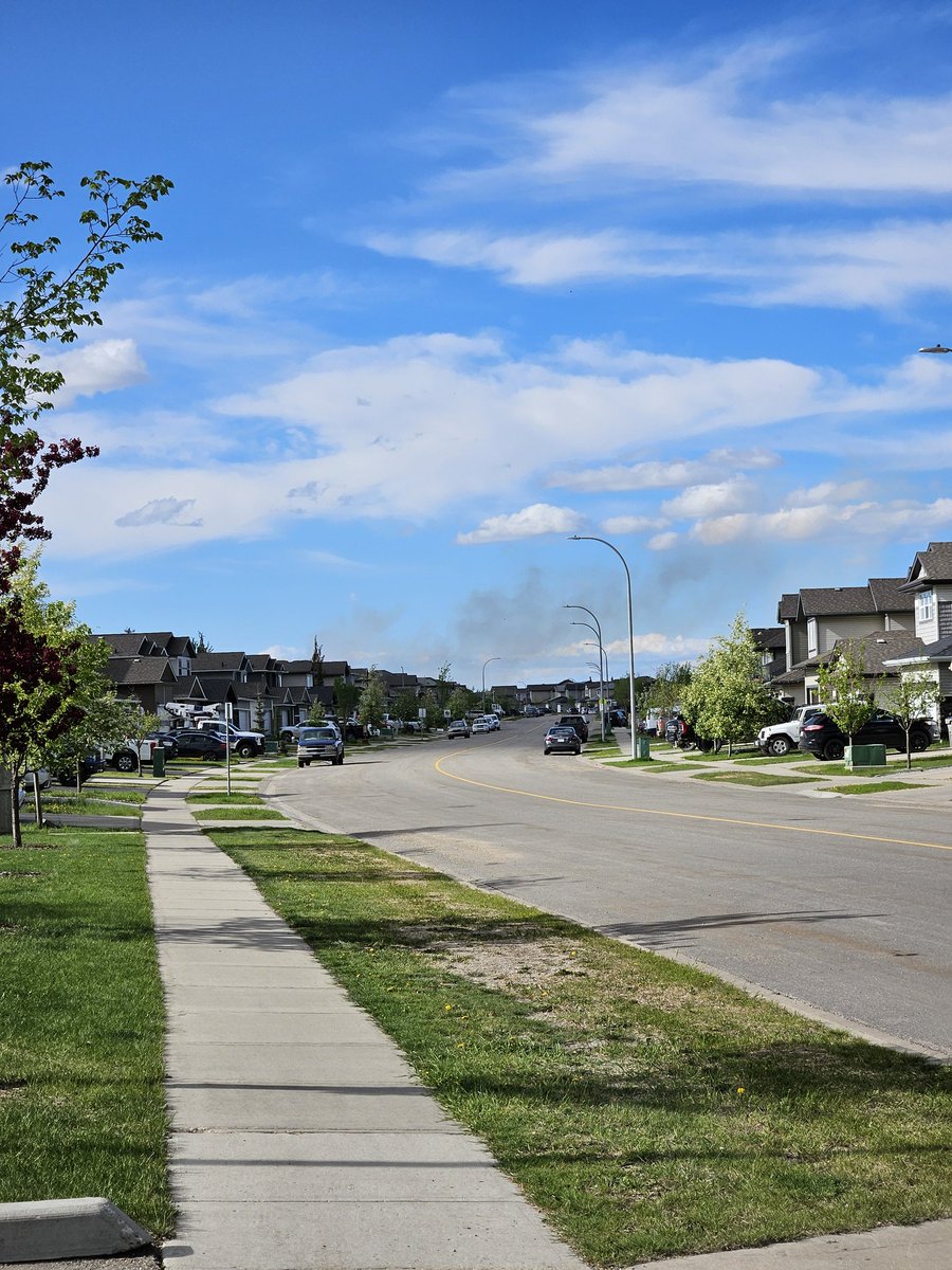 Grande Prairie Fire Department are currently present at a large brush fire by Crystal Lake Park. Smoke can be seen around much of the city. #albertawildfire #abwildfire #grandeprairie