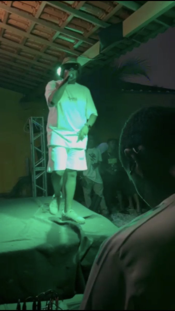 natanprodutor's tweet photo. COMEMORAÇÃO EM LANÇAMENTO AO NOVO ÁLBUM DE 1 DOS MEUS ARTISTAS ⚡️

NEGO REI DELUXE DISPONÍVEL EM TODAS AS PLATAFORMAS MÚSICAS 👑
                                                                             🦍 https://t.co/UiDGsJXIZf