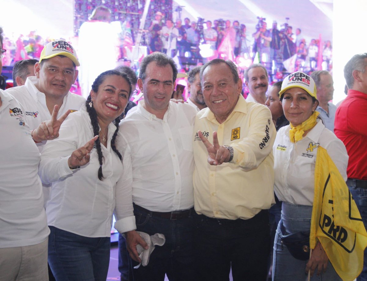 ☀️Estamos en el cierre de campaña de nuestra próxima Presidenta <a href="/XochitlGalvez/">Xóchitl Gálvez Ruiz</a> en #Veracruz, con la presencia de nuestro próximo Gobernador  <a href="/Pepe_Yunes/">PEPE</a> , nuestro presidente del partido <a href="/Jesus_ZambranoG/">Jesús Zambrano</a> , <a href="/SantiagoCreelM/">🇲🇽Santiago Creel</a>  y Cuitlahuac Escamilla ex Alcalde de #Acayucan