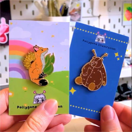GS_Promo_Inc's tweet photo. 🐻🦊Amazing Djungelskog pins & Fox pins!
Design from @pollygone_
Looking forward to your design! Customize your creative pins today!
#artist #illustrator #enamelpins #smallbusiness #pins #badges #custompin #custompins #customenamelpins #customenamelpin #customlapelpins #gsjj https://t.co/1PBHBmLUcx