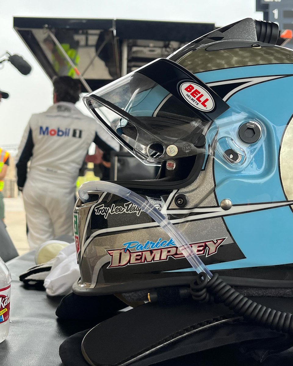 merdersuniverse's tweet image. "Que ótimo retorno! @pLmotorsport. [Que] dirigiu muito bem. E eu não conseguia me imaginar correndo com mais ninguém além dele. Esse cara ainda tem [um] grande espírito de equipe!!!! Tivemos um ótimo momento. Obrigado." 

📲 | Patrick Dempsey via Instagram.