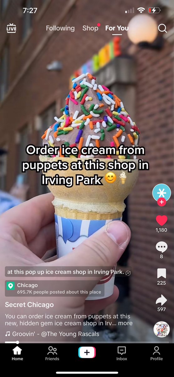 AmyBellmore's tweet photo. dear @forthegwen ,
in 2025, plz can we do our 5th annual chicago spring day meetup on a sat or sun so we can visit here
thank you
love, amy
#addittothelist https://t.co/1T56HcWl39