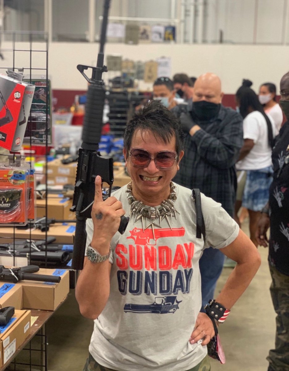 SUNDAY GUNDAY! #nra #GunSavesLives #YayFor2A #BigGovSucks  #iheartamerica #TPUSA  #freemarkets  #limitedgovernment  #protecttheconstitution  #conservative #BlessedLife #GratefulHeart  #usa ❤️🇺🇸