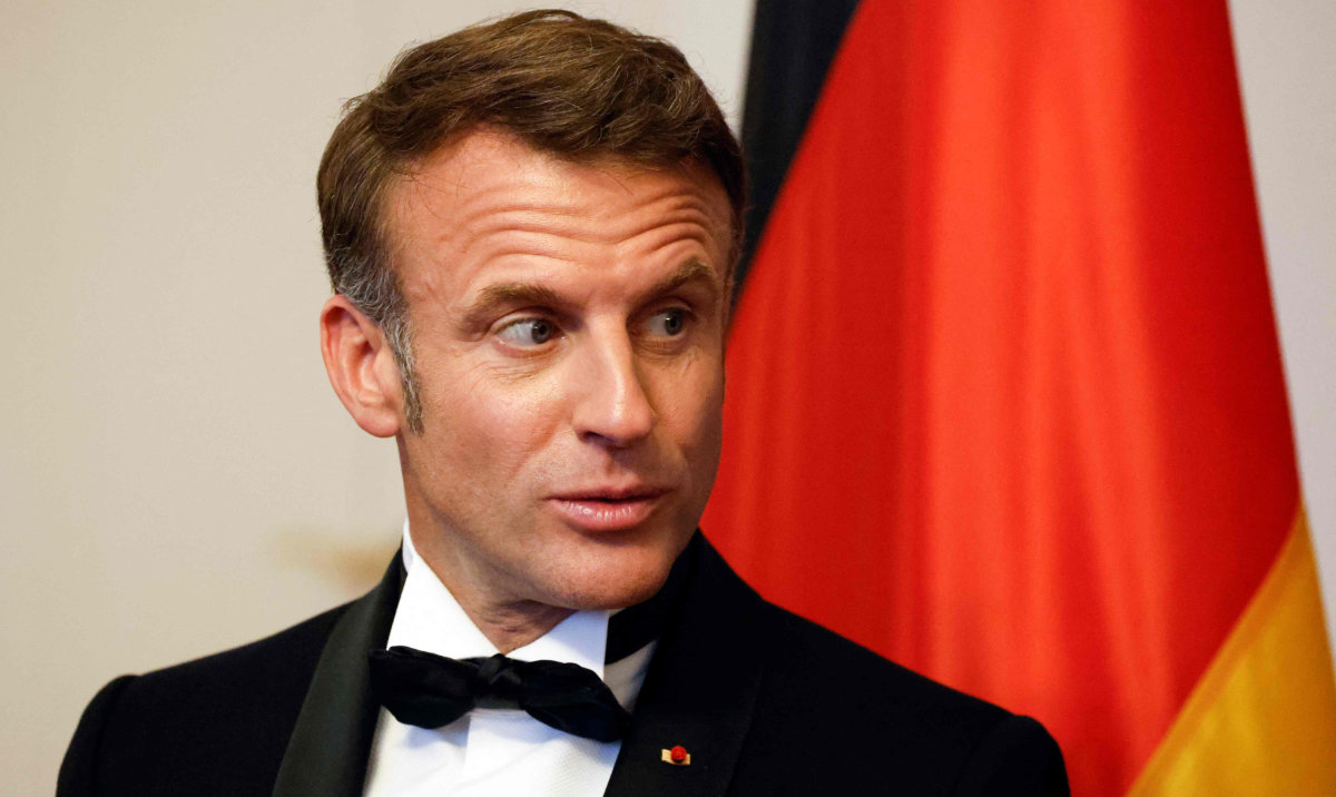 #Macron urges defense of democracy on state visit to #Germany arab.news/rna2t