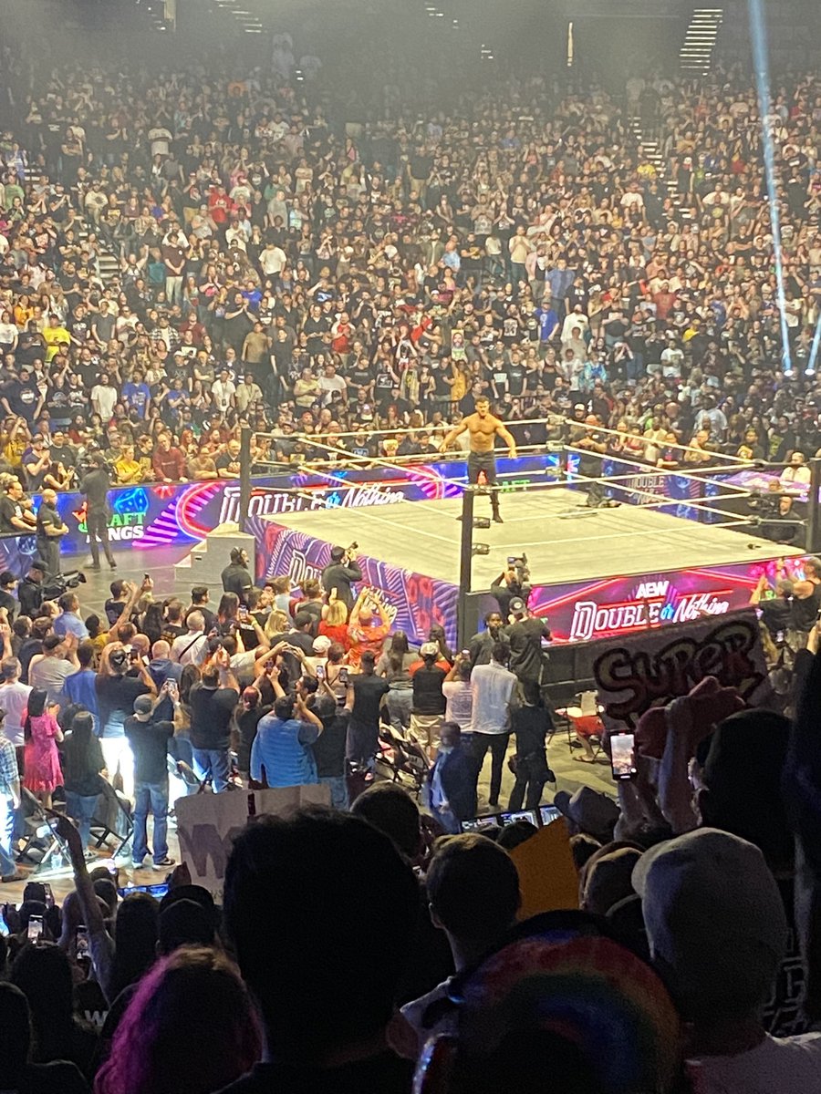GoatZion_'s tweet photo. #AEWDoN https://t.co/fhkTX9CsCF