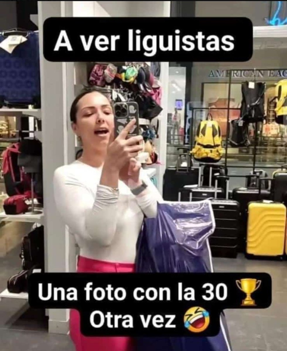 jvliorivera's tweet image. Una bromita!! 🤭🤭 
#ClásicoCR #FinalCR