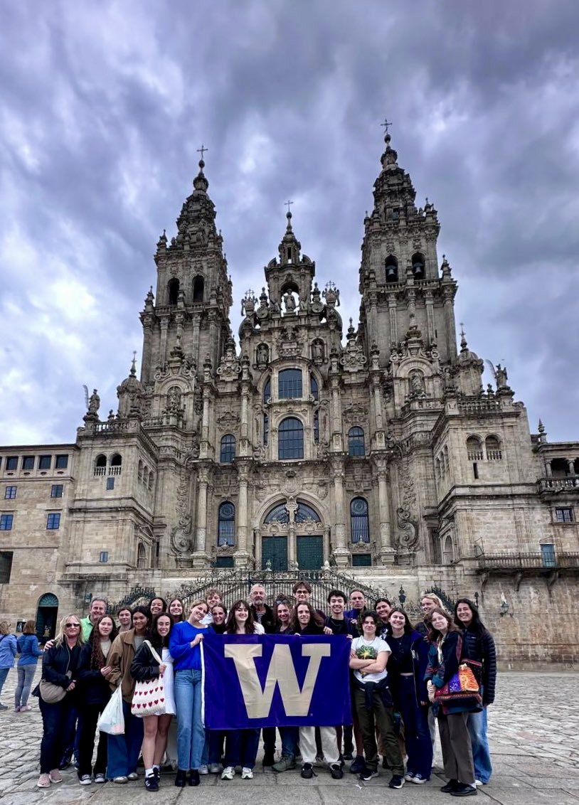 UW Spanish Language Spring Program

#15uwanniversaryinleon 

@uwleoncenter
@uofwa @uleidiomas @unileon_es @uwtacoma
@uw_bothel @uwt_iige @fgulem
@uwstudyabroad
@rrii_unileon @unileon_ponferrada

#weareback 
#beboundless 
#huskies #uw 
#uleidiomas #ule 
#leonesp #santos_crew