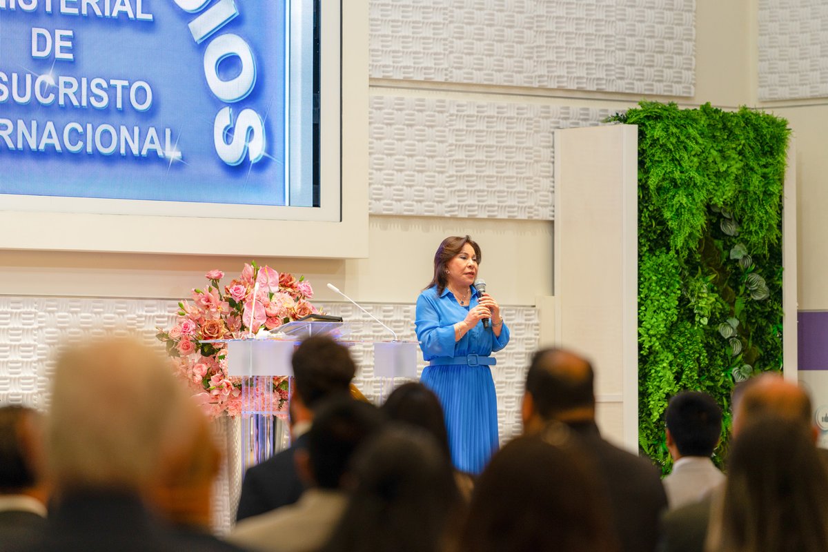 MLPiraquive's tweet photo. Fotografías de la enseñanza Hechos 23, realizada en Weston, Florida, Estados Unidos. 

Transmitida el 26 de mayo de 2024 en nuestro canal de YouTube: https://t.co/UzAimQ6Qq9

Iglesia de Dios Ministerial de Jesucristo Internacional. @IDMJIoficial https://t.co/LzDHLAg3vv