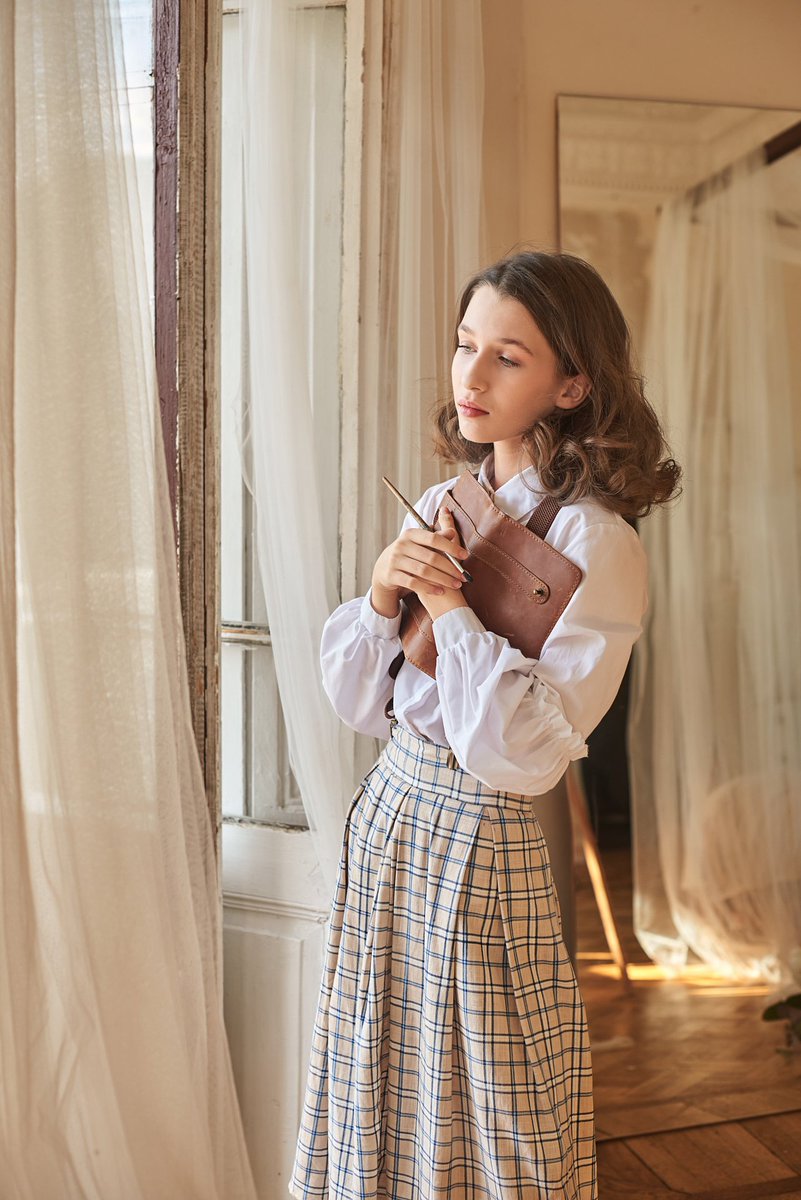 If you don't have studio lighting, the second most important light source is a window. Don't forget this, as photos taken in the shade will always look flat. 

#phototip #photography #photo #photographicart #PhotoGallery #photoart #photographer #photoadvice #photogroup