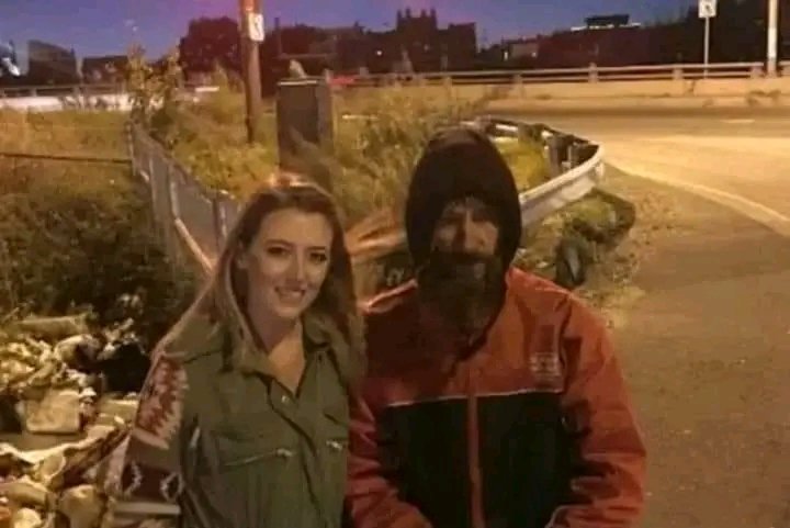 @fasc1nate Kate McClure's car ran out of gas one night on the outskirts of Philadelphia, as she was weighing the risks of hiking to the nearest gas station, she noticed a bearded homeless man walking up to her car. The man, Johnny Bobbitt Jr, asked her if she was okay and then realized her