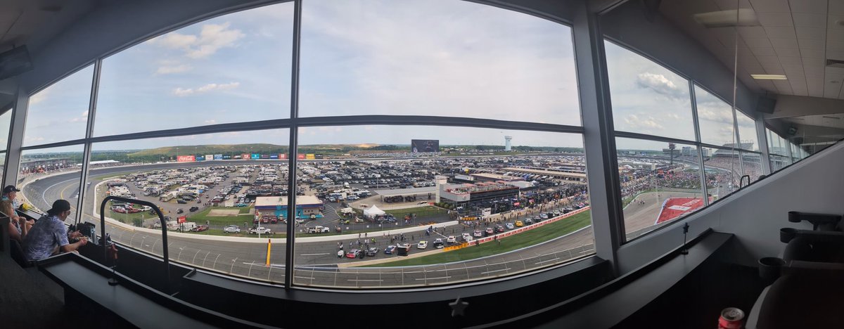 Lovely view for the #coke600 at @CLTMotorSpdwy @MartinTruex_Jr starts p5