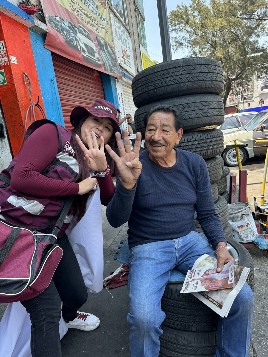 ¡Con el pueblo todo, sin el pueblo, nada!

Casa por casa la Brigada de la Esperanza del INFP sigue informando la importancia de consolidar el proyecto de transformación de la mano de la Dra. <a href="/Claudiashein/">Claudia Sheinbaum Pardo</a>.

#VotaTodoMorena
