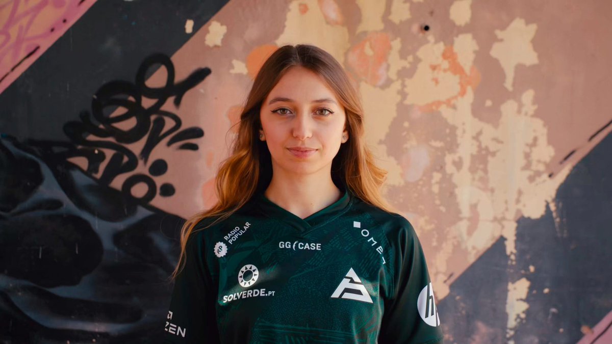 Entrei para os <a href="/sawggofficial/">SAW</a> como jogadora de cs e também como criadora de conteúdo. É um gosto poder representar esta organização!

Ahora, somos todas guerreras! #StayAWarrior ⚔️🖤