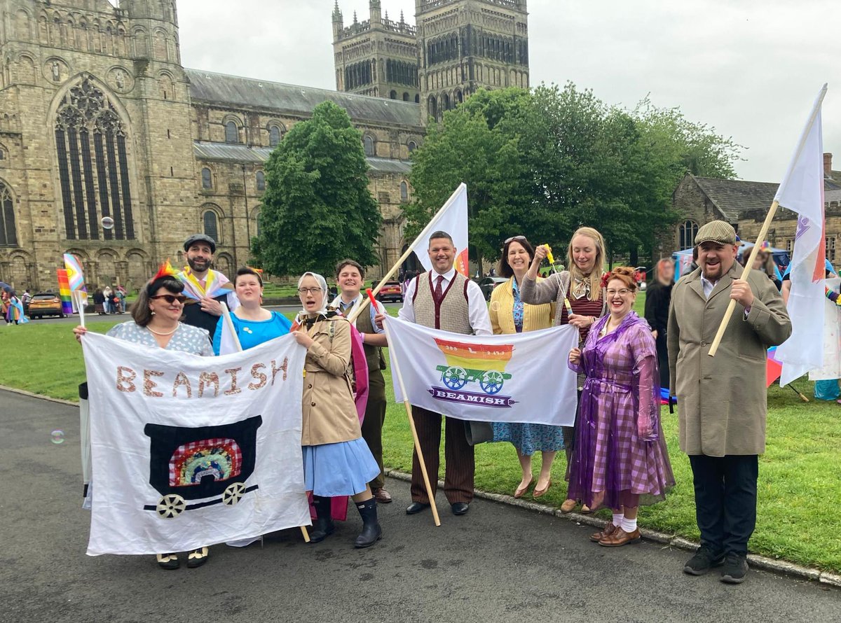 Amazing first time at Pride today! Got to spend time with some wonderful people, and got to represent the museum I love too 🏳️‍🌈🏳️‍⚧️
