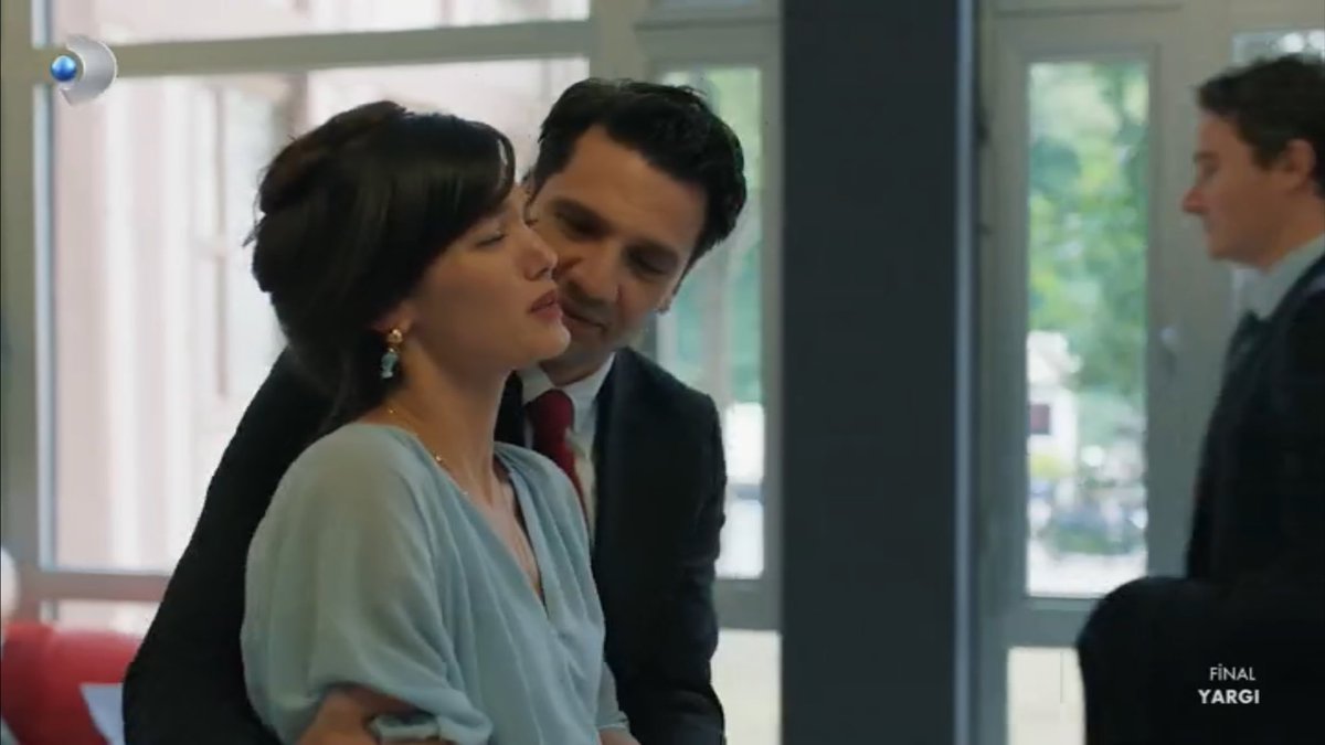 YargiUpdate's tweet photo. END OF AN ERA! 🤍 Yargı ended with Ilgaz and Ceylin in the corridors of the courthouse, but a little differently.  #YargıVeda https://t.co/2PKj4EkYCQ