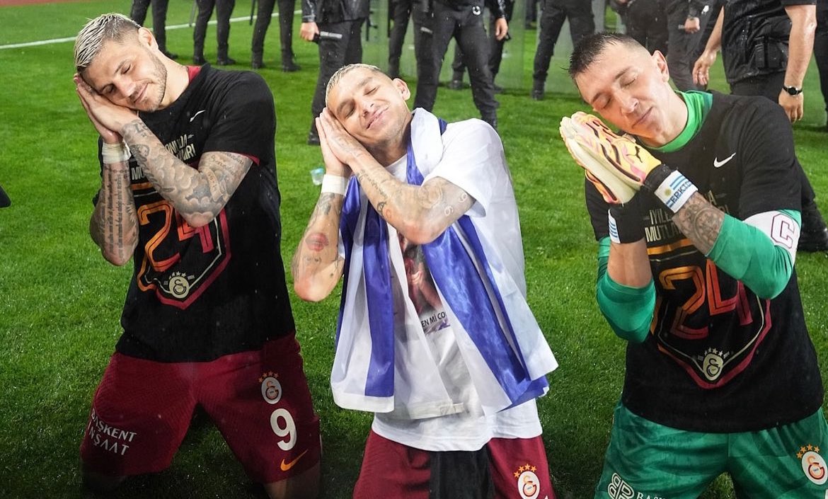 Galatasaraylı olmayanlar için uyku vakti. 💤