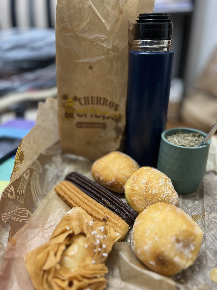 lufaba5's tweet image. Tomando unos mates con los mejores @churreriaeltopo . Mortal el de chocolate y el pastelito
