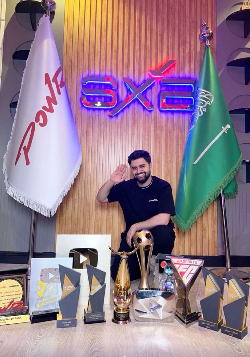 ManahiQ49545's tweet photo. هذا الي يكسر خشوم بعظ الناس ههههههههههههههههههههههههههههههههههههههههههههههههههههه https://t.co/OEeMCoRw42